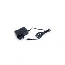 NavRoad UNIWERSALNY ZASILACZ SIECIOWY MINI USB